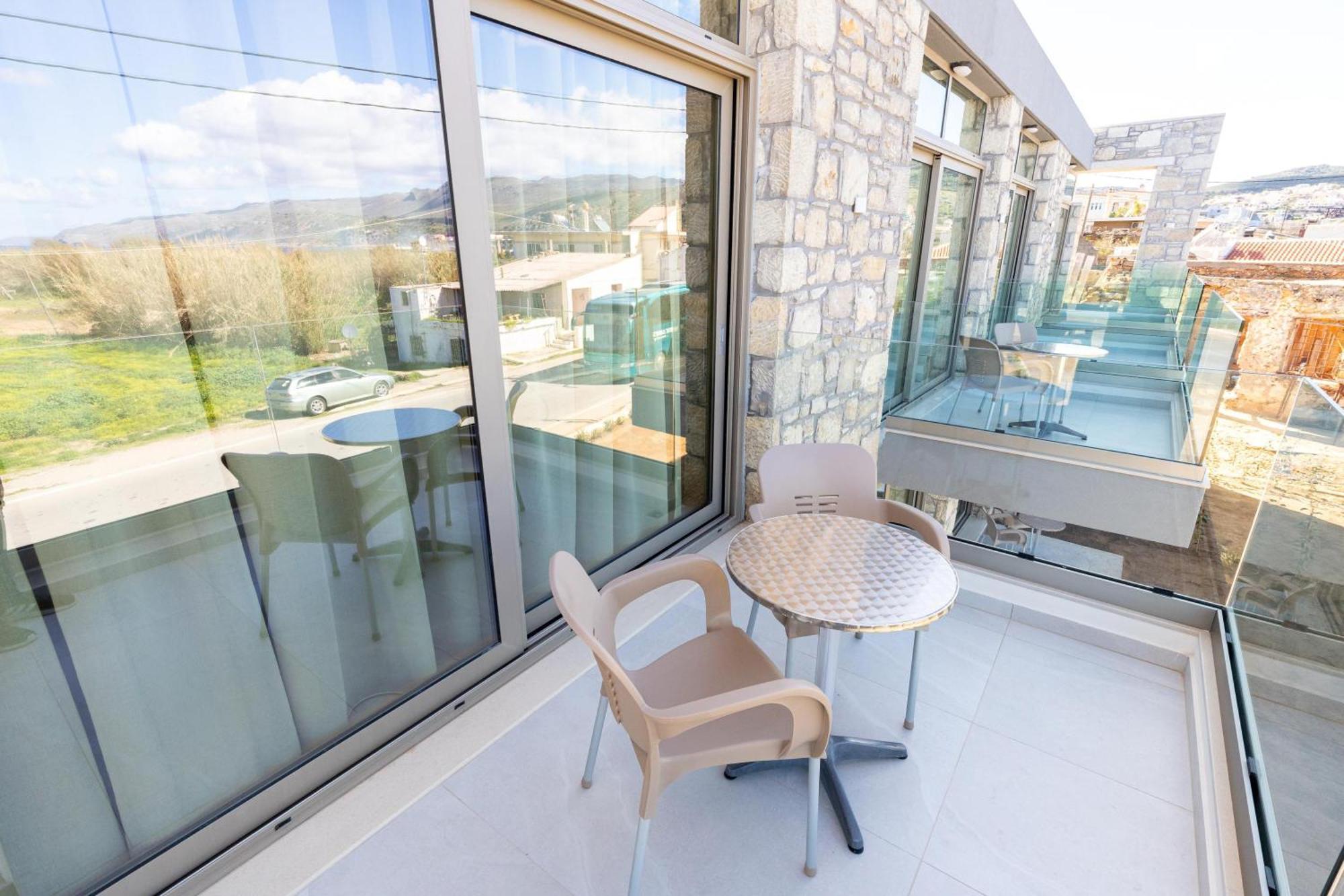 Achatis Apartments With Sea View Kolymbari Extérieur photo