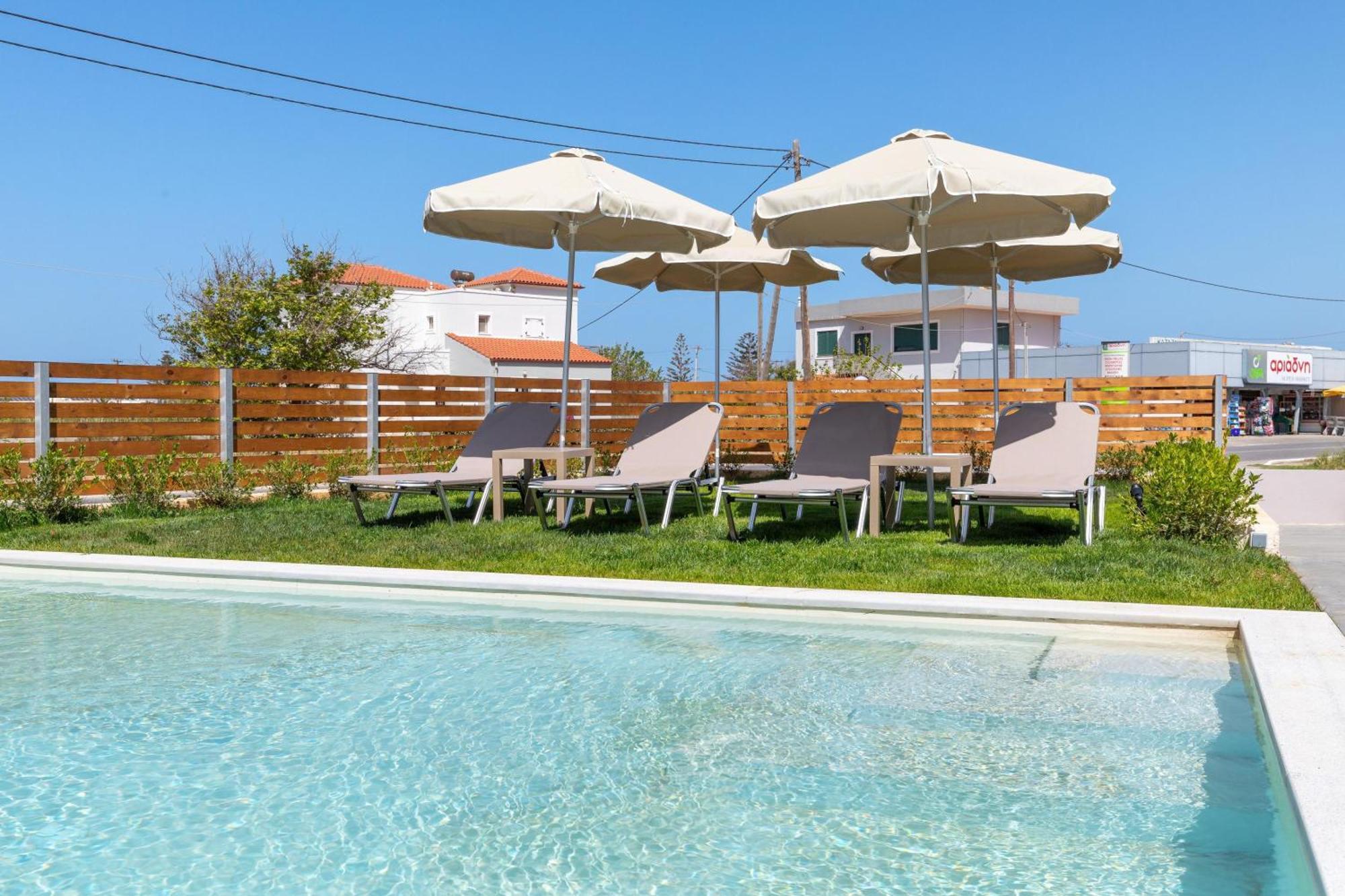 Achatis Apartments With Sea View Kolymbari Extérieur photo