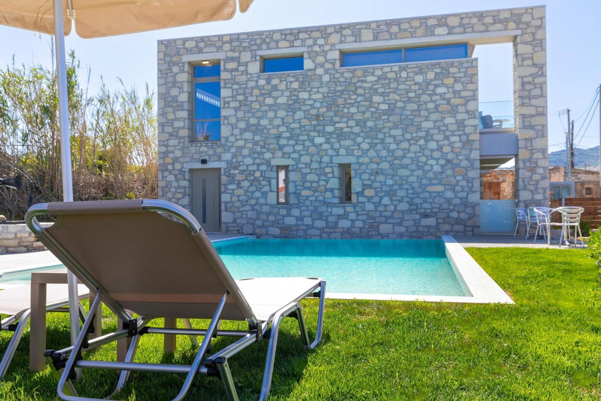 Achatis Apartments With Sea View Kolymbari Extérieur photo